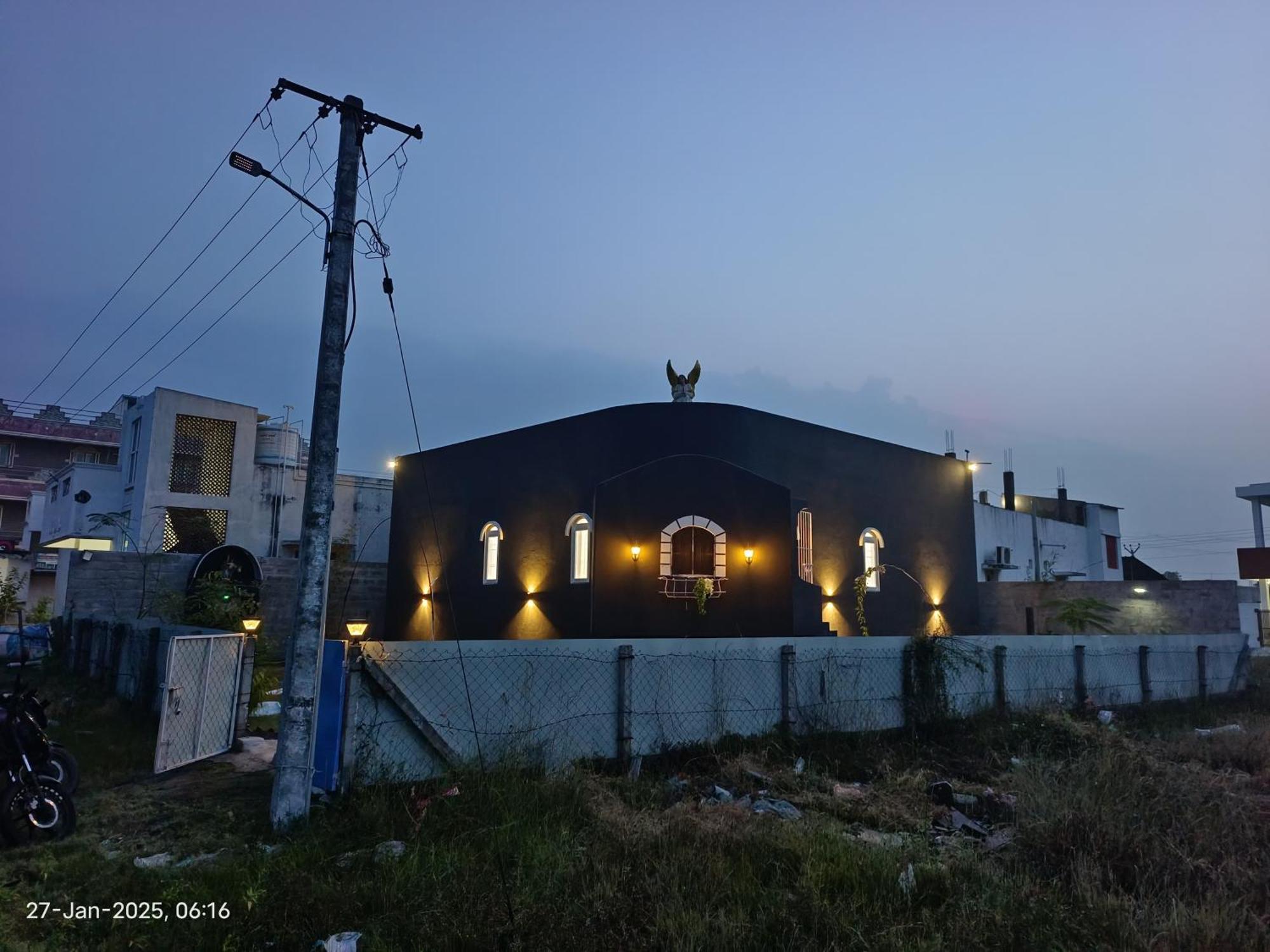 Caveman Guest House Пондичерри Экстерьер фото